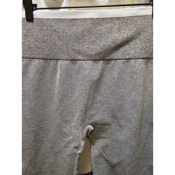 NWT Spanx spacedye cloudy grey seamless sculpt legging large - Picture 4 of 12